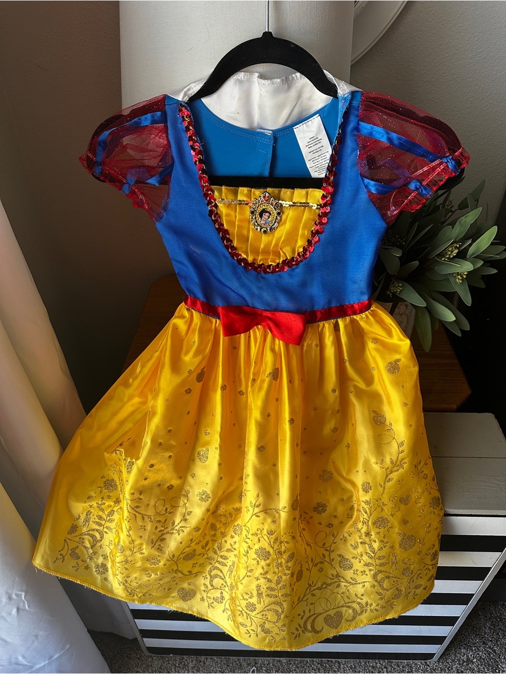 Classic Snow White Yellow & Blue Kids Costume Dress Girls Size 4-6 ***Like New